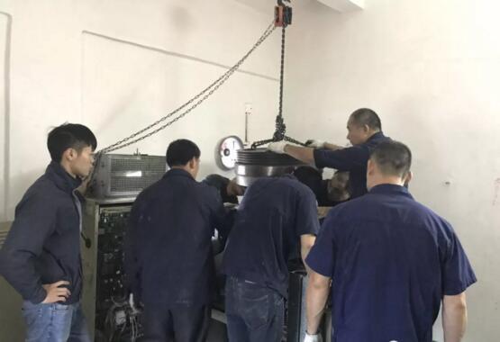 家用电梯井,家用电梯门